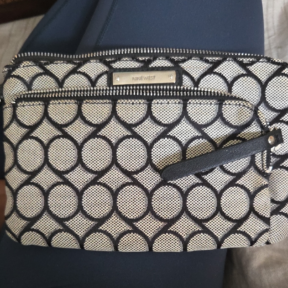 Nine West Navy and Cream Circle Pattern Clutch